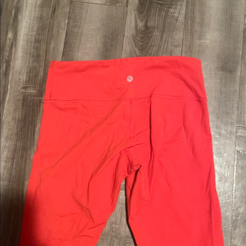 Lululemon Crops - Picture 2 of 4